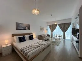 Stylish Studio in Mayan 2, Yas Island