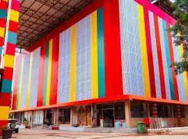 Hotel Sai Palkhi Niwara