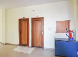 OYO 48504 Hotel Lazeez