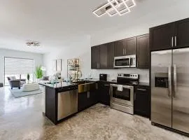 Modern 2BR, Family-Friendly in FLL, Near Beach!