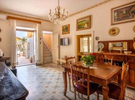 Bracco House, hotel in Caronia