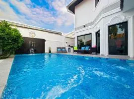 Villa Bella - Luxury Private Pool Pattaya