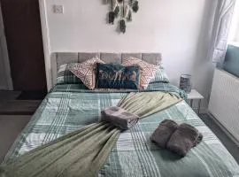 Sleepy Snug