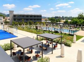 Como Hills, hotel em Como