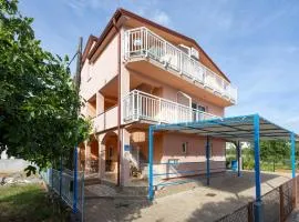 2 Bedroom Amazing Apartment In Poljica