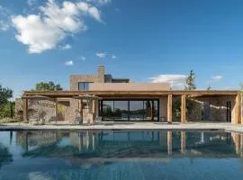 Beachfront Villa Oneiro with Sea Views