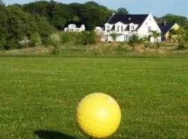 Royal Greetings - Maisonette FeWo im DG der Villa Royal