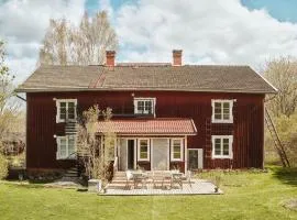 Stay North - Matri House