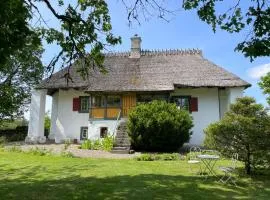 Tôlluste Villa