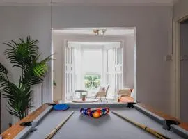 Flo Suite by Koya Homes-3-Bed Home-Parking