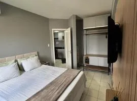 Flat 706 próximo à praia - Condomínio Biarritz