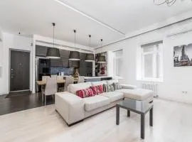 8 Vorontsove Lane Apartment