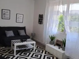 Furnished studio, 5 min Avignon, Pontet center