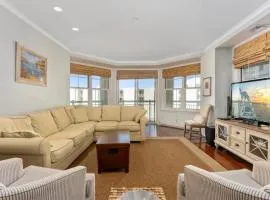 Residence 308 At The Grand