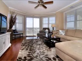 Residence 810 At The Grand