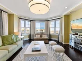 Residence 411 At The Grand