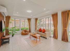 Samran Beach House by May, Cha-am Beach, ξενοδοχείο σε Cha Am