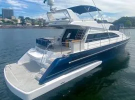 Iate de Luxo 20 pessoas com 5 horas de passeio