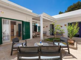Villetta Specchiulla by BarbarHouse, hotel v destinaci Conca Specchiulla
