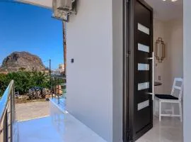Liθos Monemvasia