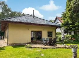 Five Bedroom Cozy Home In Jerzykowo