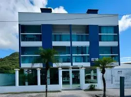 Estúdio Fit Caiobá: aconchegante e bem equipado.