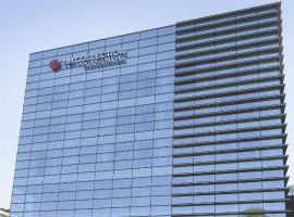 NH Collection Santiago Casacostanera、サンティアゴのホテル
