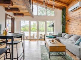 Bear Secret House، فندق في كوبريا