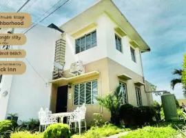 Beach Resorts walking distance to the Town House