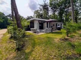 Boslodge Het Groene Hert met Hottub