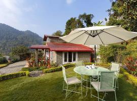 Lennys Nainital Hills 3 BD Garden Villa with Cook, hotel in Bhowāli