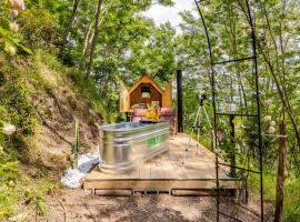 StarsBox Cinque Terre - America，卡羅達諾英弗雷的露營地