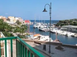 casetta sul porticciolo