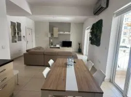 5 Star Residence - Stylish Modern apartments in St Julians