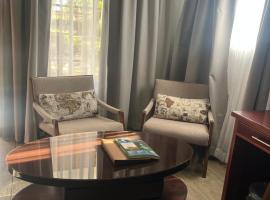 Tlou- Sejie Hotel, hotel in Palapye