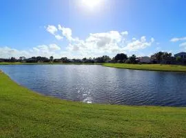 Lakefront Villa with private heated pool