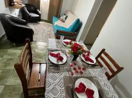 Pé na areia - 1dorm- 5 Hospedes -Garagem - wi fi - próximo a quiosques 7 Bairro Aviação