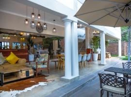 Kasambabezi Lodge, h&ocirc;tel avec piscine &agrave; Victoria Falls