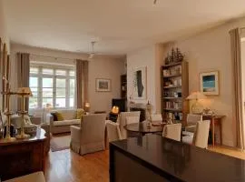Alcácer river front quality apartment
