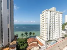 Aptos completos na melhor localização e a passos do mar de Guarapari - STP