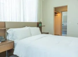 Deluxe Condo Suite 1BR with Ocean and City View