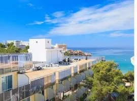 602 Cala Forn Salou Side sea views w Direct access to the beach