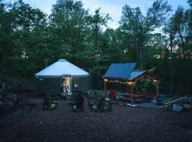 Spacious Yurt in the Woods