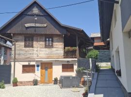 Holiday Homes 4N, hotel in Gornje Jesenje