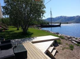 Amazing Sea House in magic Lofoten, hotel u gradu 'Vestvågøya'