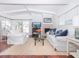 Charming 1Br Beach Cottage W Large Patio One Block To Sand By Beachview Rentals
