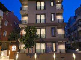 Meyde PLUS Suite, hotel amb piscina a Antalya