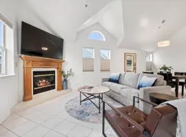 Mavericks Penthouse Downtown Luxury on Main Street Half Moon Bay