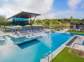 Cozy Apartment in Austin by The Key Rentals