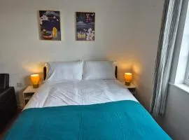 Cosy Home with 2 double bedrooms in Durham free parking